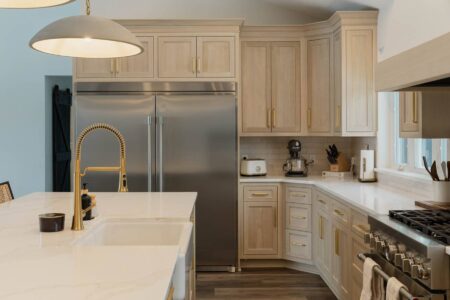 Custom white oak kitchen cabinets in a Prior Lake, Minnesota home by Crosby Fine Cabinetry Belle Plaine MN